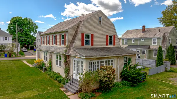 57 Washington Circle, West Hartford, CT 06119
