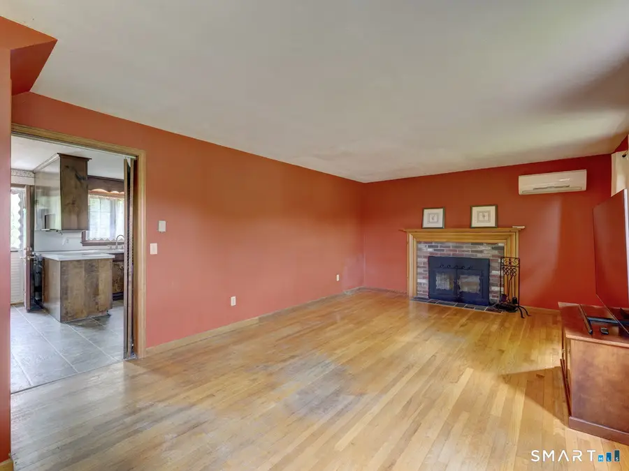 152 Middle Street, Middletown, CT 06457 - #3