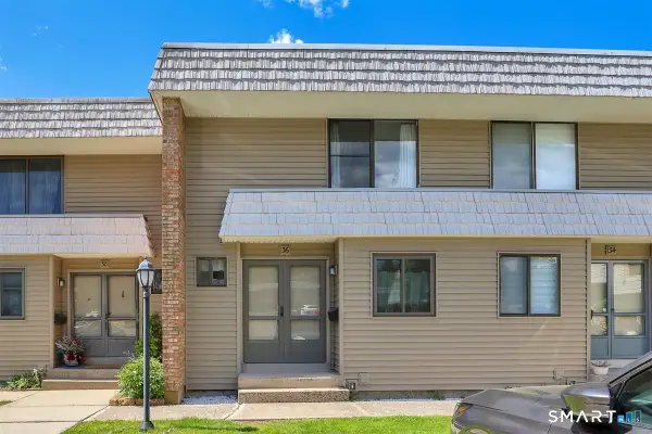36 Cedar Land Court #36, Cromwell, CT 06416