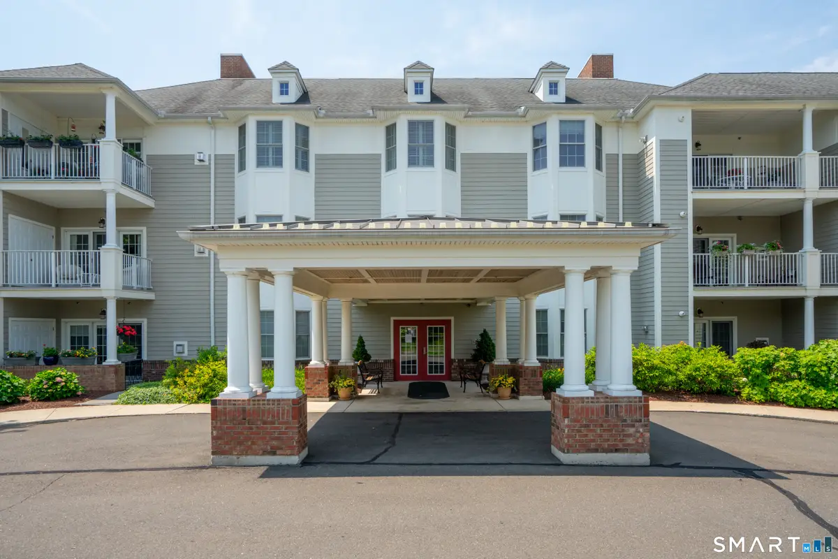 25 Cassandra Boulevard #107, West Hartford, CT 06107 - #1