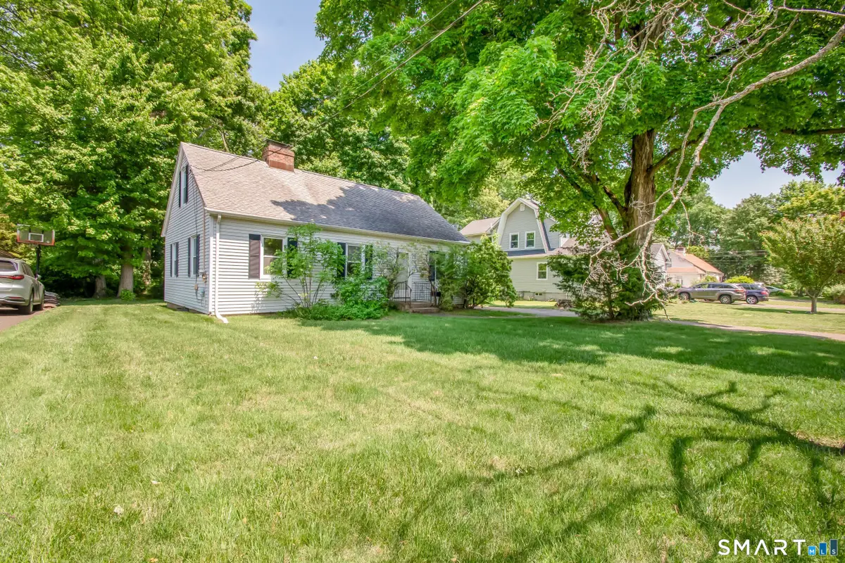 92 Evelyn Street, Trumbull, CT 06611 - #1