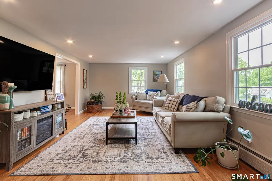 38 Mountain Road, Woodbury, CT 06798 - #3