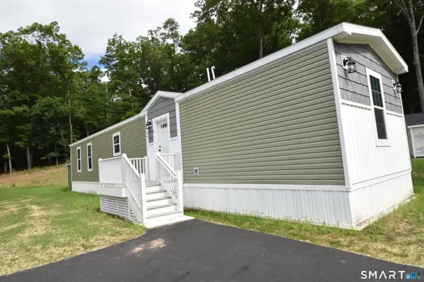 166 Boston Turnpike #A, Bolton, CT 06043