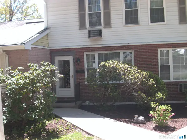122 Queens Road #122, Torrington, CT 06790