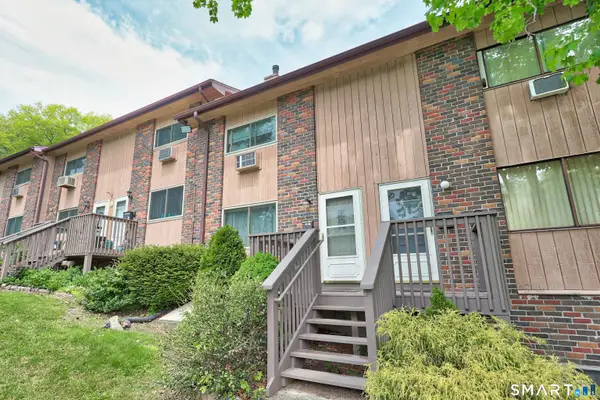 228 Oakville Avenue #D, Waterbury, CT 06708