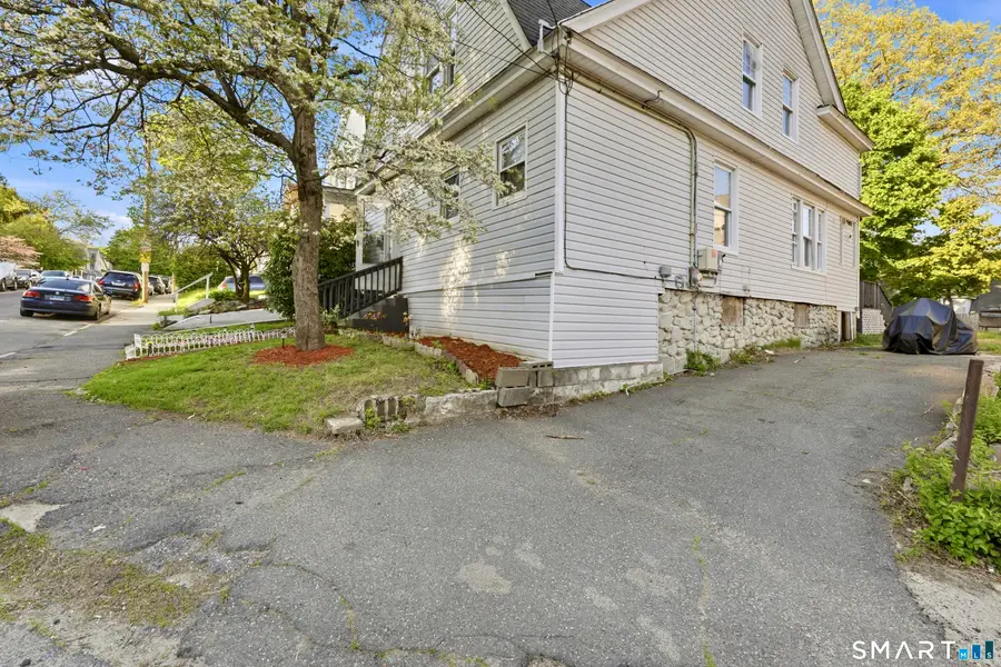 2 Oakland Avenue, Waterbury, CT 06710 - #2