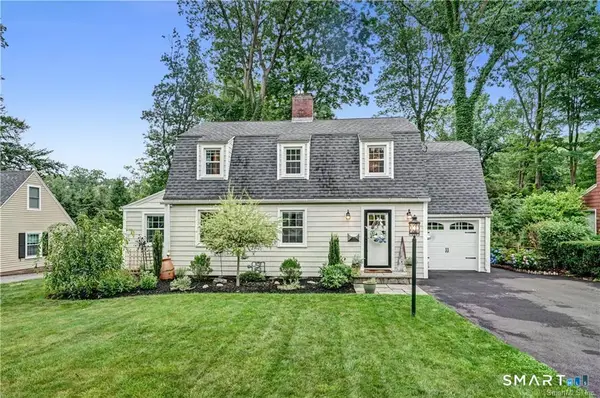 80 Knollwood Road, North Haven, CT 06473