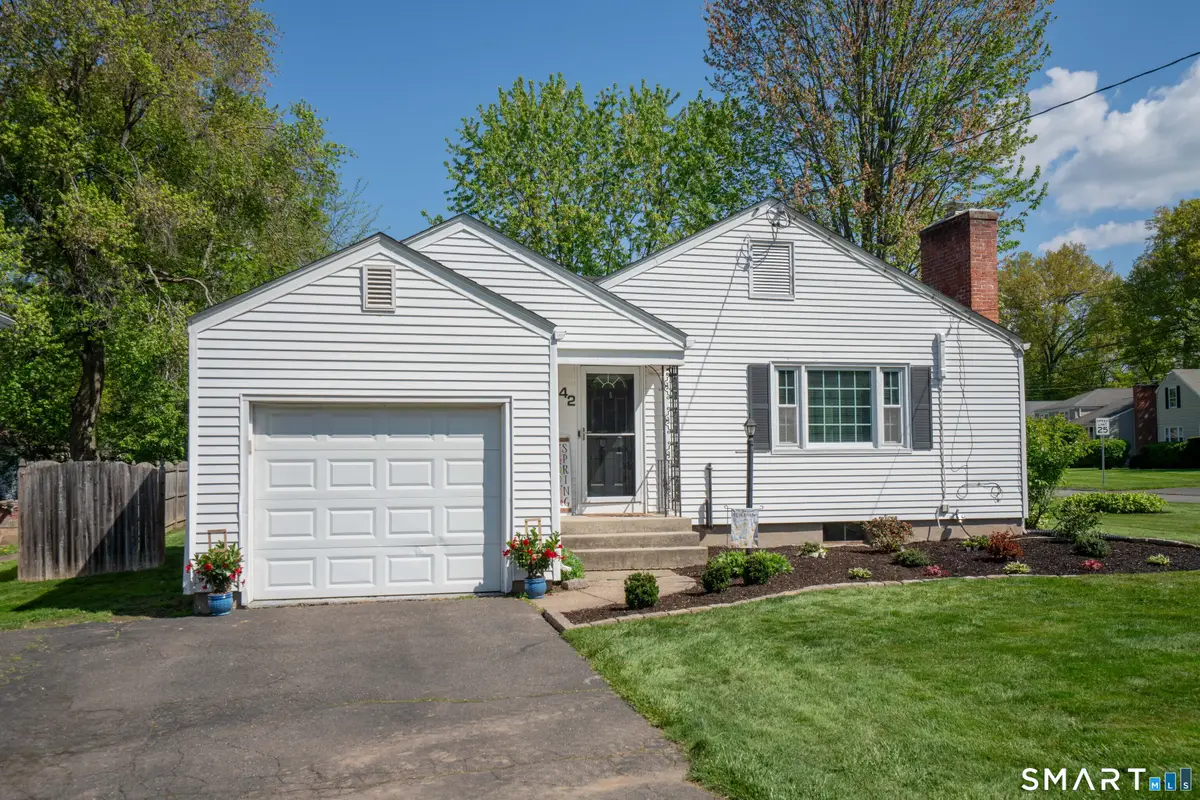42 Haynes Road, West Hartford, CT 06117 - #1