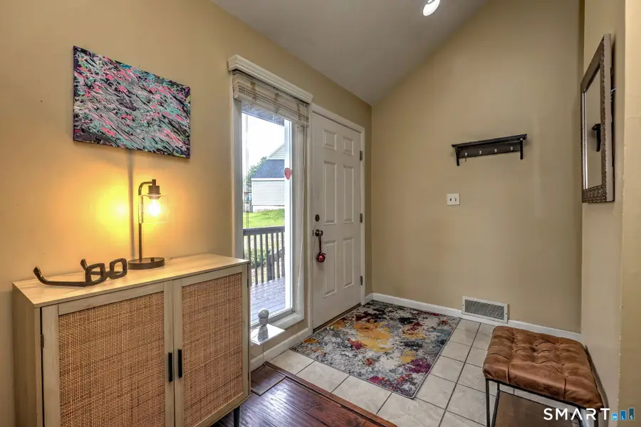 41 Chatham Lane, Bristol, CT 06010 - #3