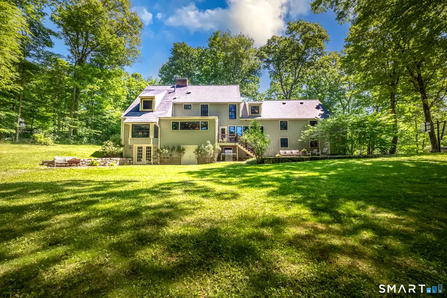 33 Hunter Lane, Ridgefield, CT 06877 - #2