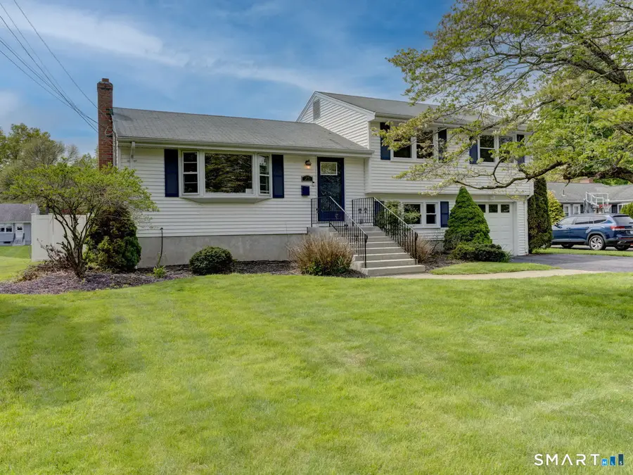 25 King Edward Road, West Hartford, CT 06117 - #2