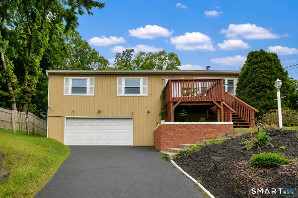 123 River Road, Shelton, CT 06484