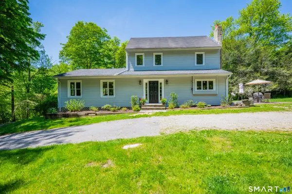 66 Great Ring Road, Newtown, CT 06482