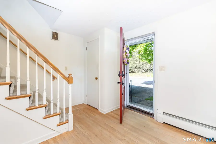 146 Victoria Road, New Britain, CT 06052 - #2