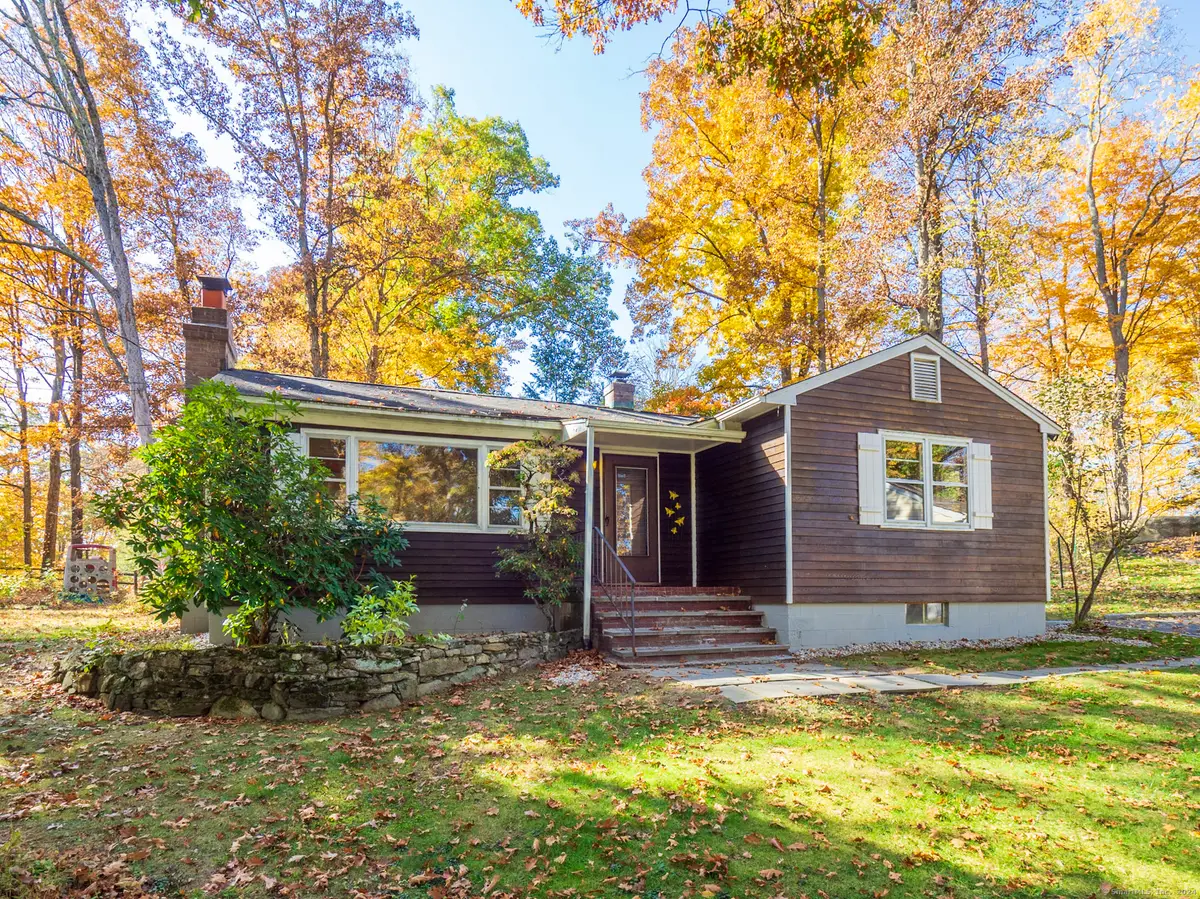 27 Woodland Way, Ridgefield, CT 06877 - #1