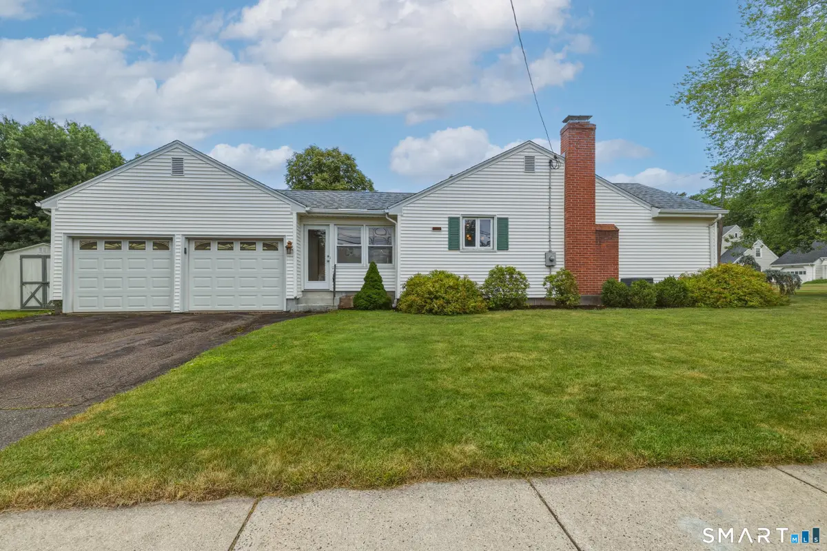 144 Colonial Street, West Hartford, CT 06110 - #1