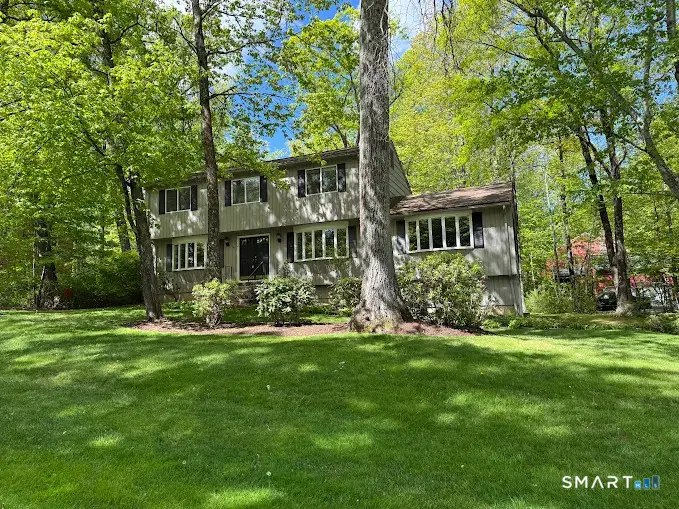 1 Fairfield Lane, Simsbury, CT 06070 - #1
