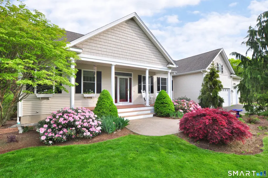 19 Claire Lane, Bloomfield, CT 06002 - #3
