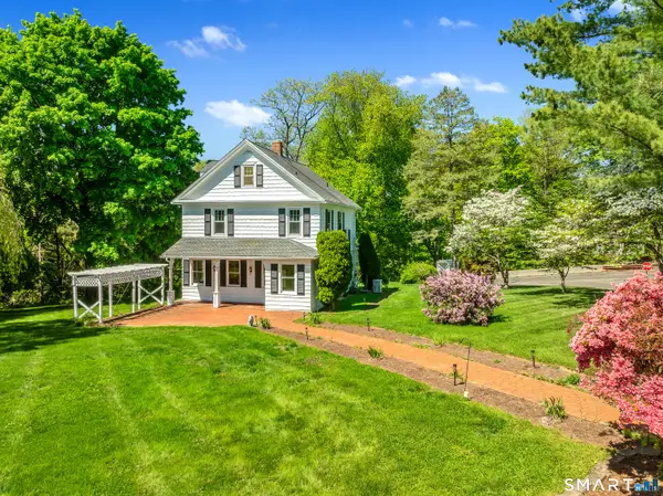 286 Daniels Farm Road, Trumbull, CT 06611