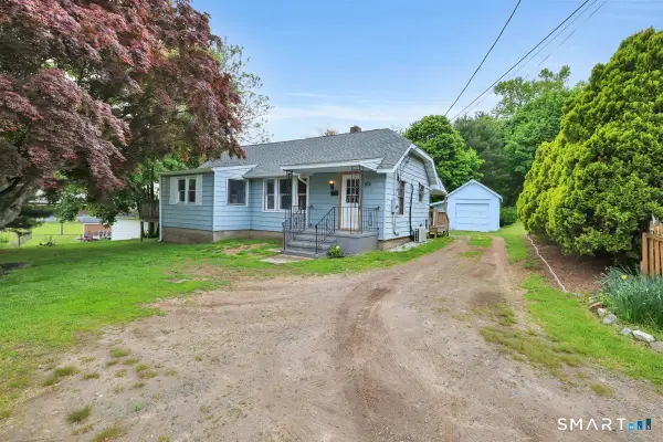 574 East Road, Bristol, CT 06010