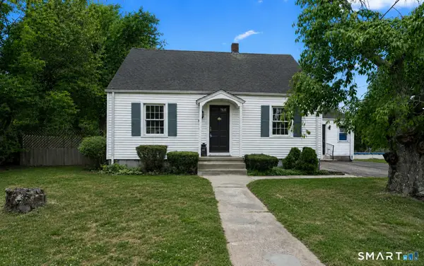 32 Belvedere Road, North Haven, CT 06473