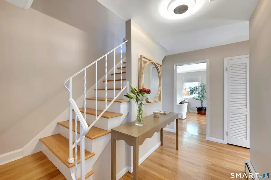 35 Hampton Lane, Stamford, CT 06903 - #3