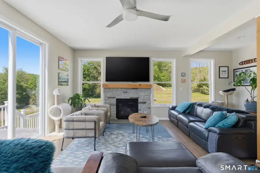 8 Buckingham Road, Derby, CT 06418 - #2