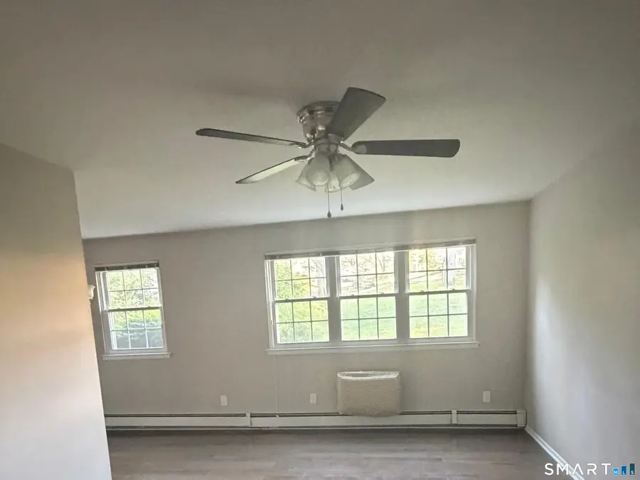 1000 Knapps Highway #14, Fairfield, CT 06825 - #3