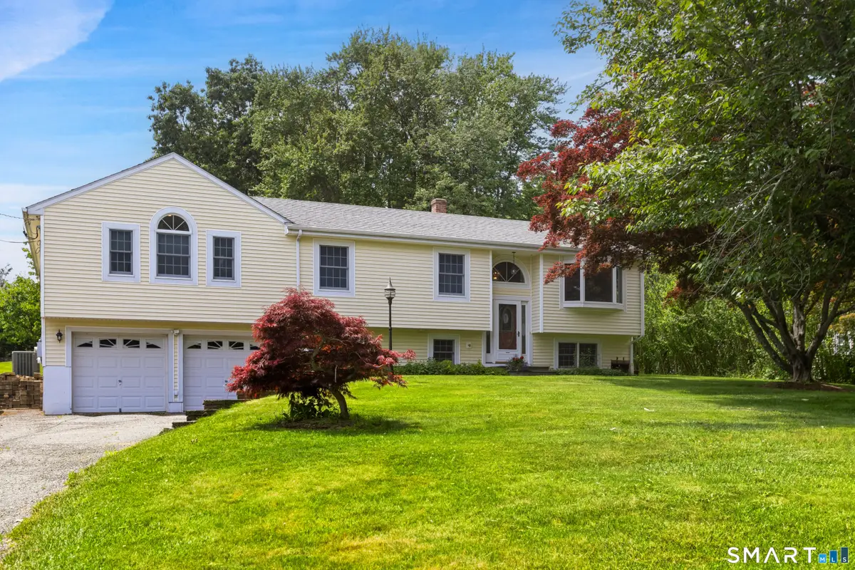 13 Donnelly Drive, New Fairfield, CT 06812 - #1