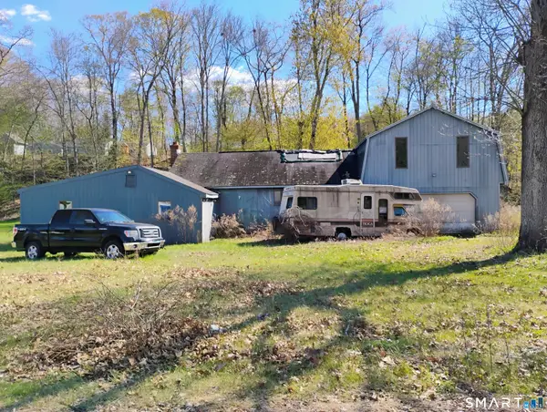 5 Todds Road, Newtown, CT 06482
