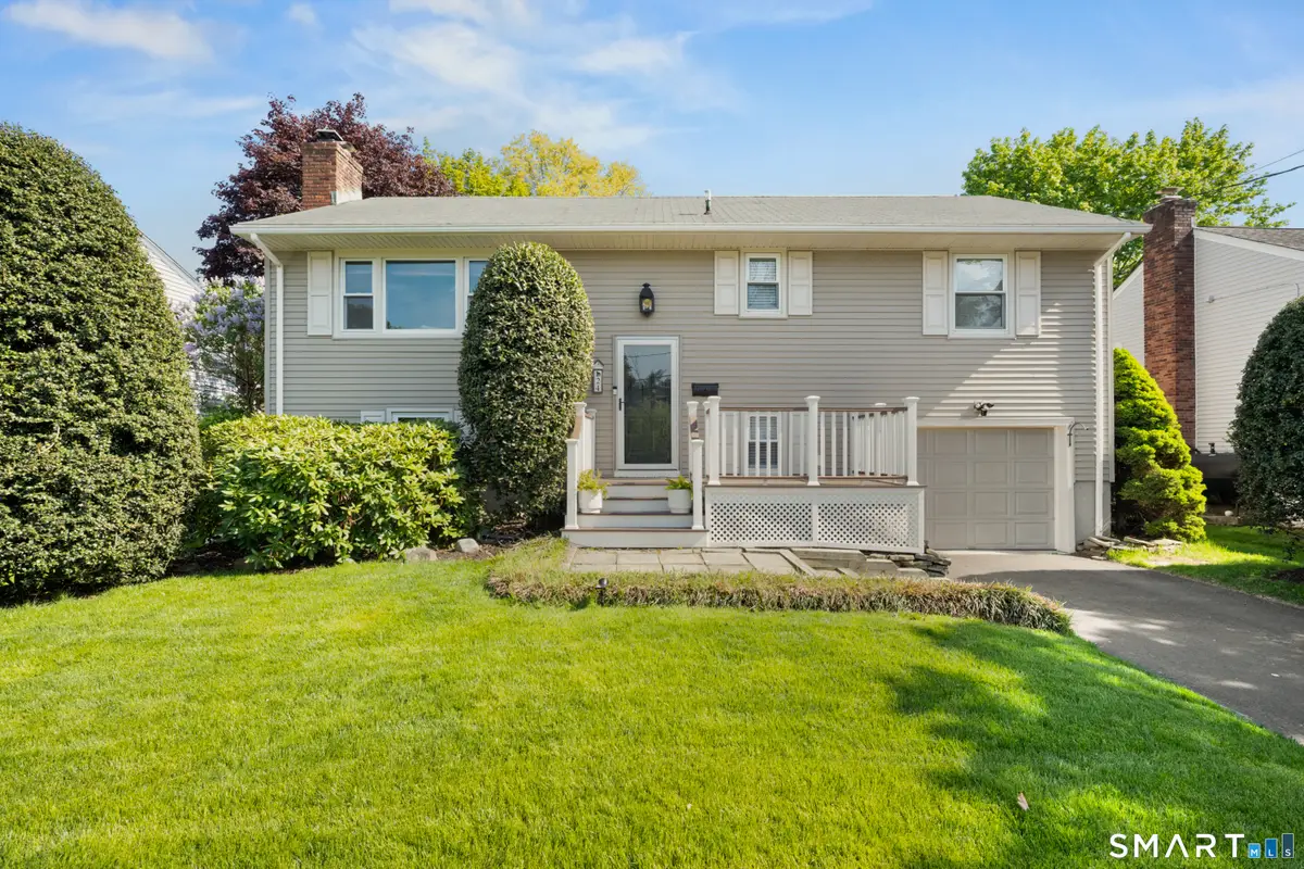 24 Heather Lane, Norwalk, CT 06851 - #1