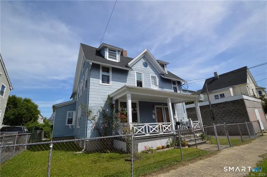 384 Wells Street, Bridgeport, CT 06606 - #2