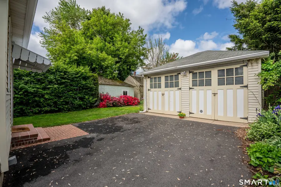 17 Troy Street, West Hartford, CT 06119 - #2