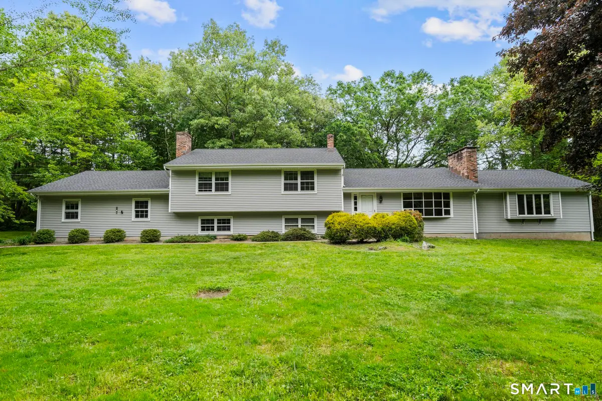 34 Ox Bow Lane, Woodbridge, CT 06525 - #1