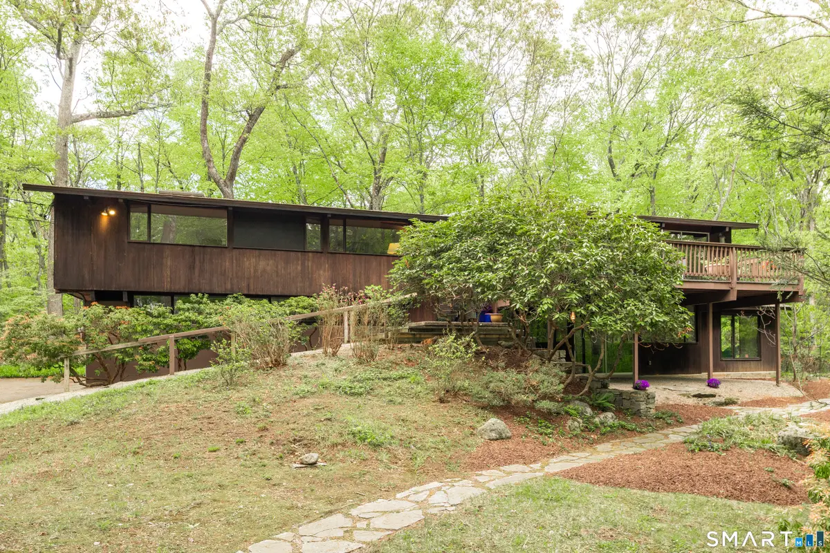 11 Forest Trail, Woodbridge, CT 06525 - #1