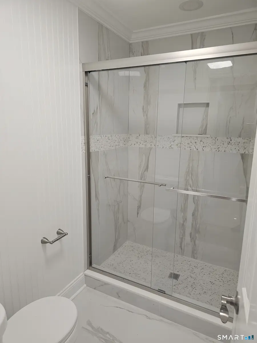 522 Iroquois Lane #B, Stratford, CT 06614 - #3