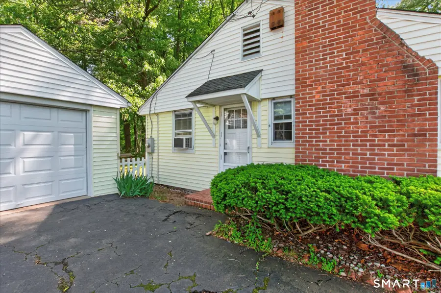 44 Lawrence Avenue, Avon, CT 06001 - #3