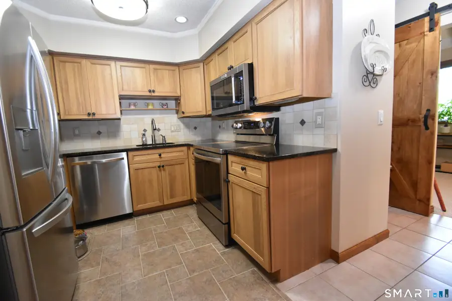105 Maple Avenue #6, Vernon, CT 06066 - #3