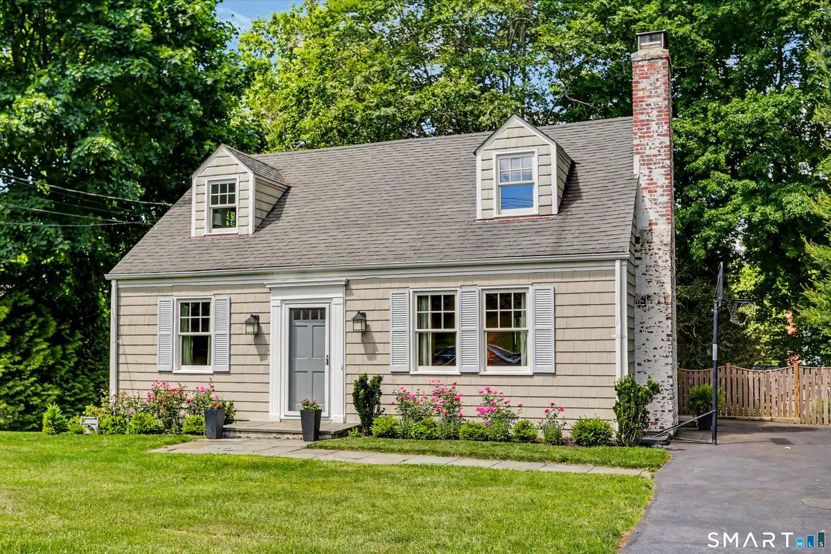 33 Walmsley Road, Darien, CT 06820 - #1