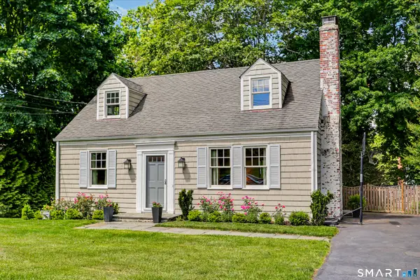 33 Walmsley Road, Darien, CT 06820