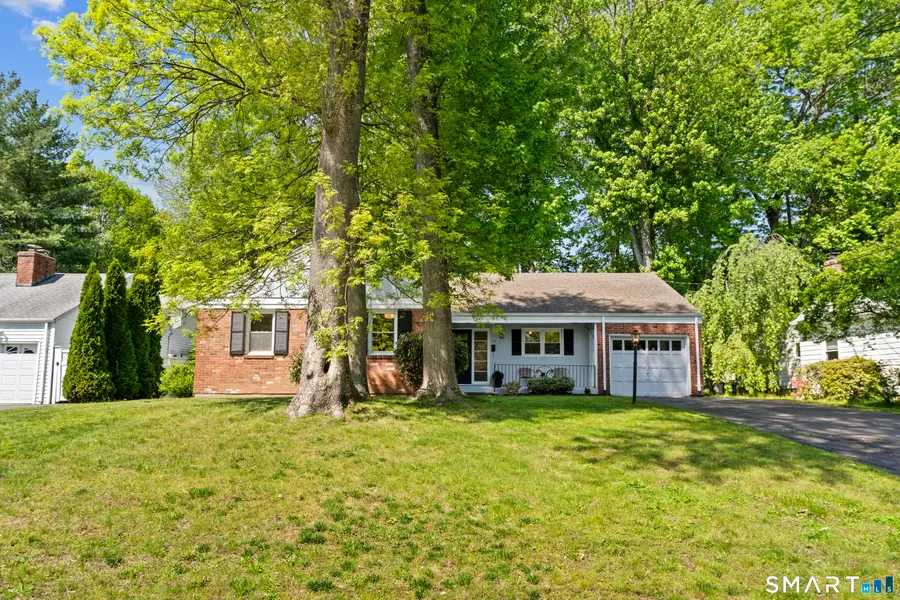 25 Miamis Road, West Hartford, CT 06117 - #3