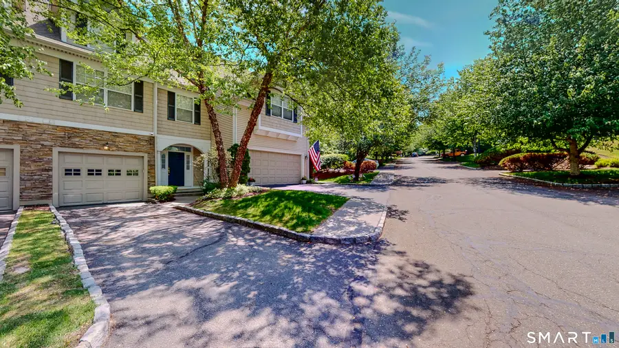 14 Woodcrest Lane #14, Danbury, CT 06810 - #2