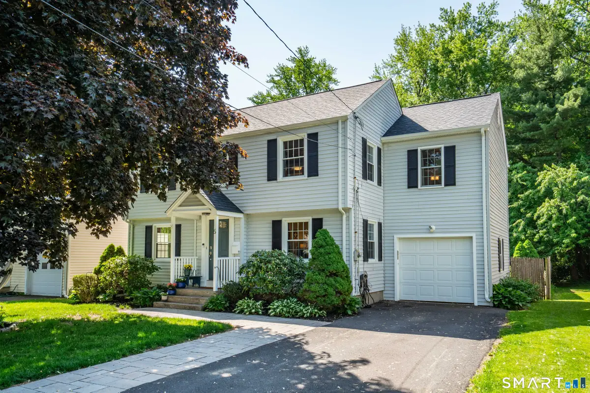 5 Linnard Road, West Hartford, CT 06107 - #1