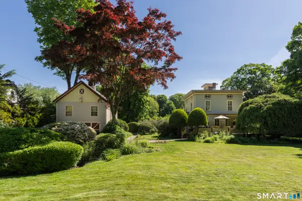 18 Church Street, Redding, CT 06896
