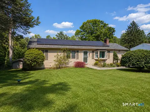 25 Dana Road, Danbury, CT 06811