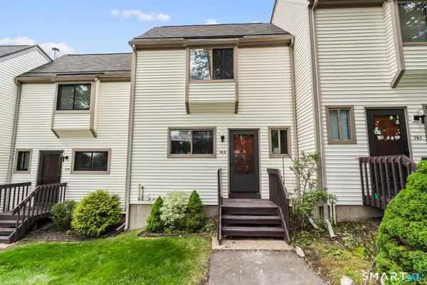 160 Sterling Village #160, Meriden, CT 06450