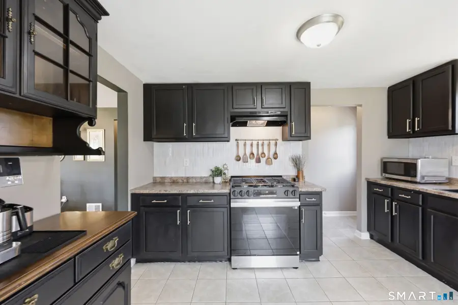 124 Jordan Lane, Wethersfield, CT 06109 - #3