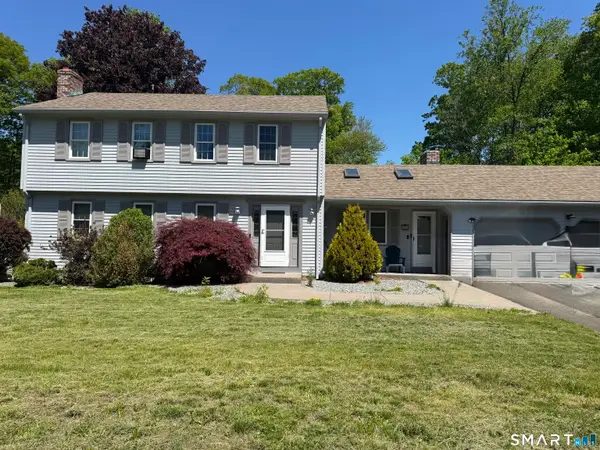 53 Del Prado Drive, Bristol, CT 06010