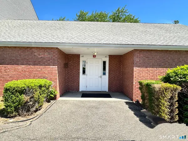 45 Southwind Lane #45, Milford, CT 06460