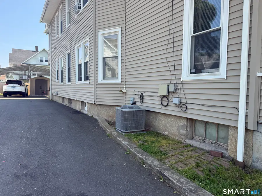41-45 Wade Street, Bridgeport, CT 06604 - #2